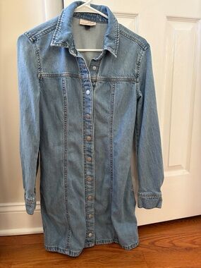 Universal Thread Light Blue Denim Button-Front Shirt Dress